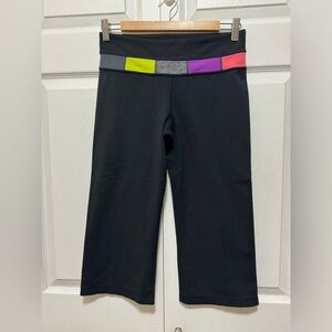 Lululemon Groove Cropped Rainbow Legging